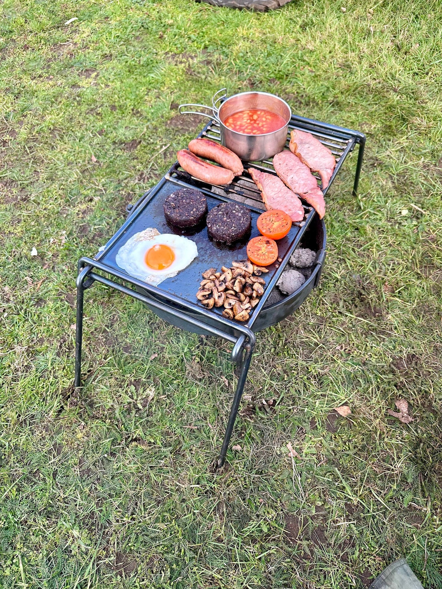 Split Camp Grill. Robust and heavy duty folding grill