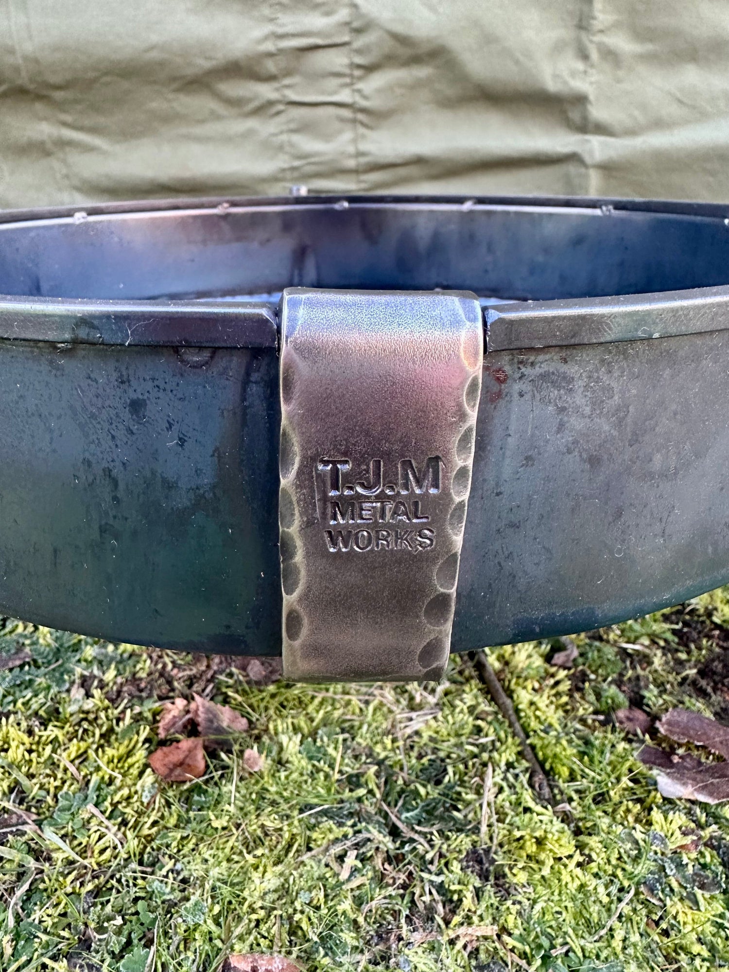 Fire Pit 35cm round Robust Steel Design. Portable Fire Pits