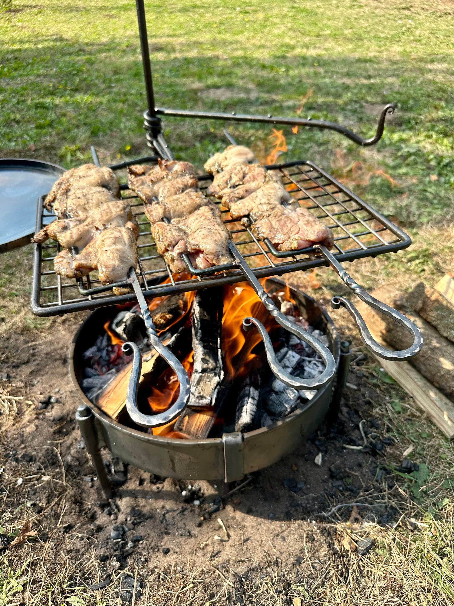 Crafted using traditional techniques from the forge to the anvil, these skewers are an ideal present for the grilling enthusiast in your life