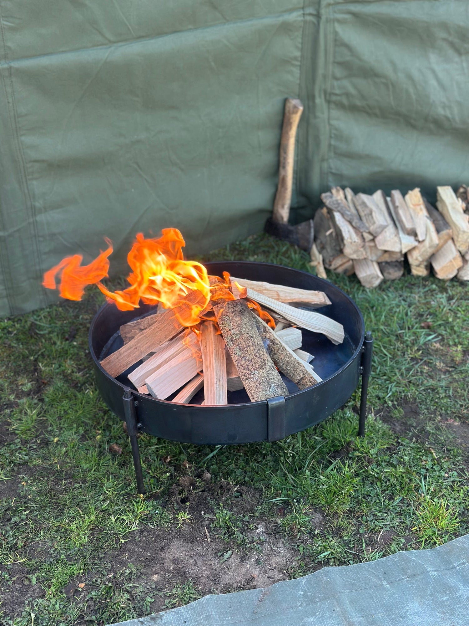 Fire Pit 50 Cook Station Portable Fire Pit BBQ Set