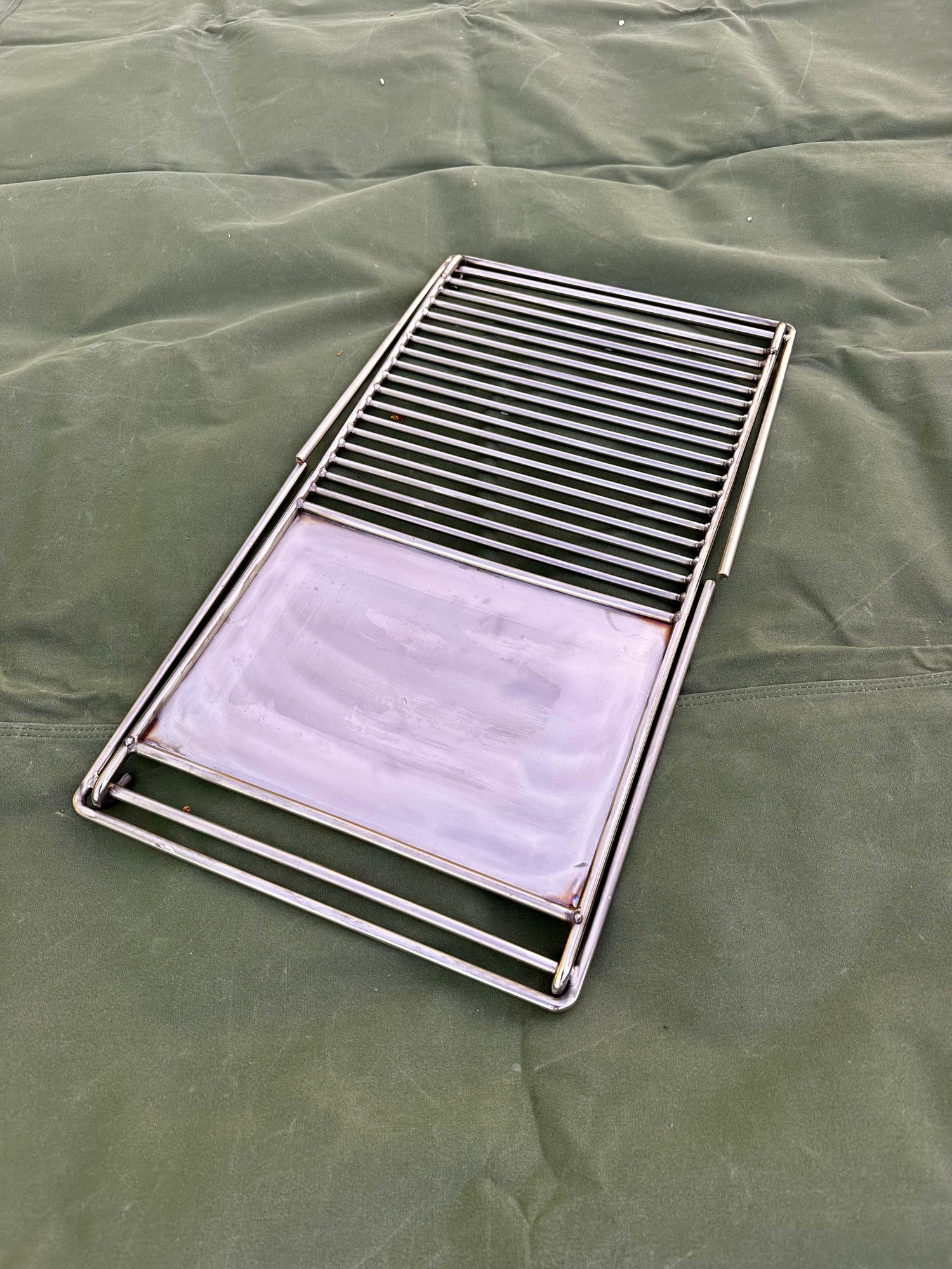 NEW Stainless Steel Base Camp Grill with Skillet Plate ideal for large groups