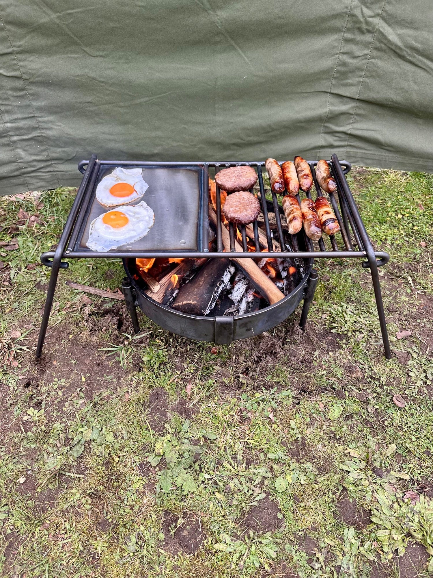 Split Camp Grill. Robust and heavy duty folding grill