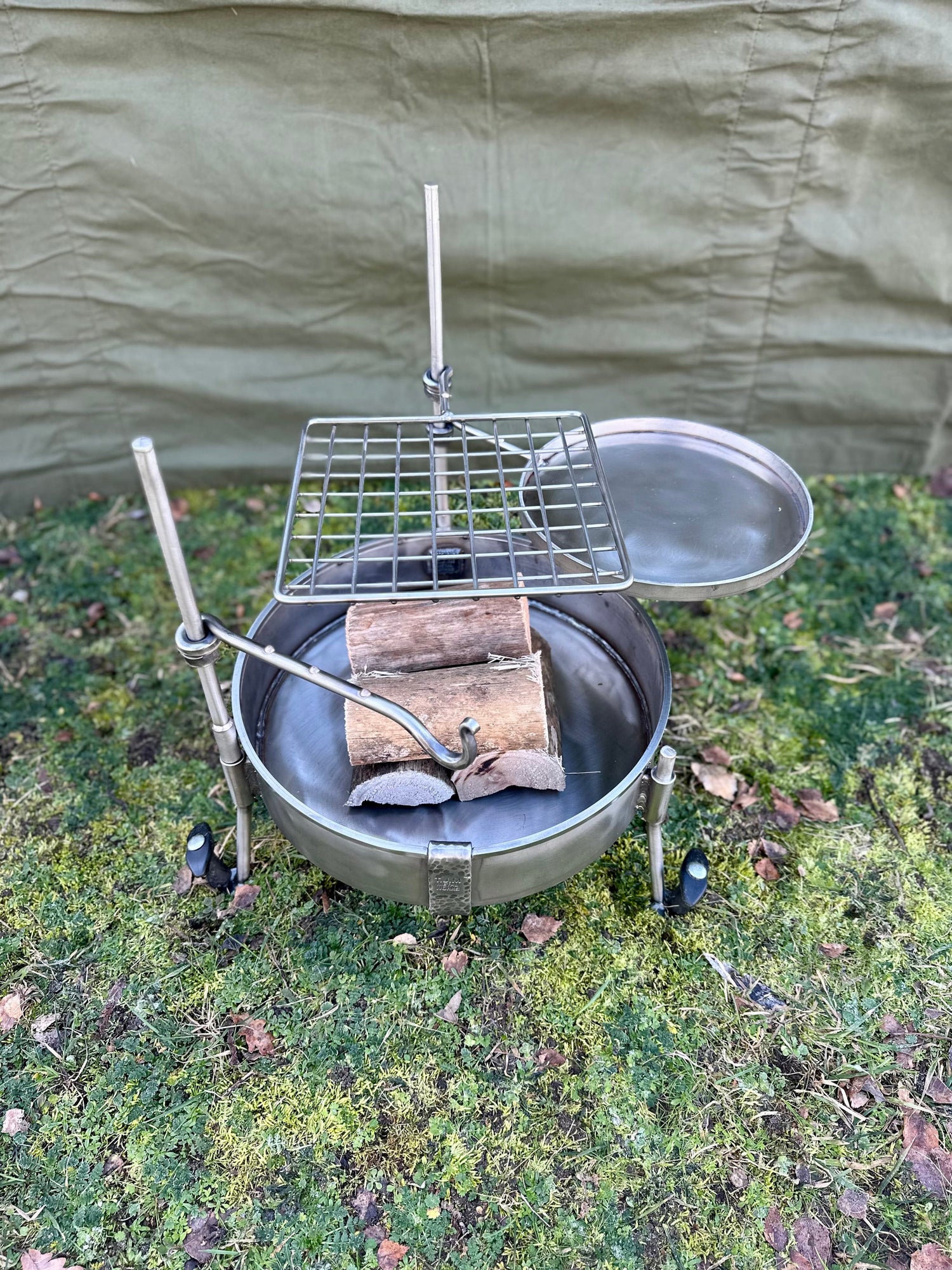 NEW Stainless Steel 35 Cook Station, Fire Pit & BBQ