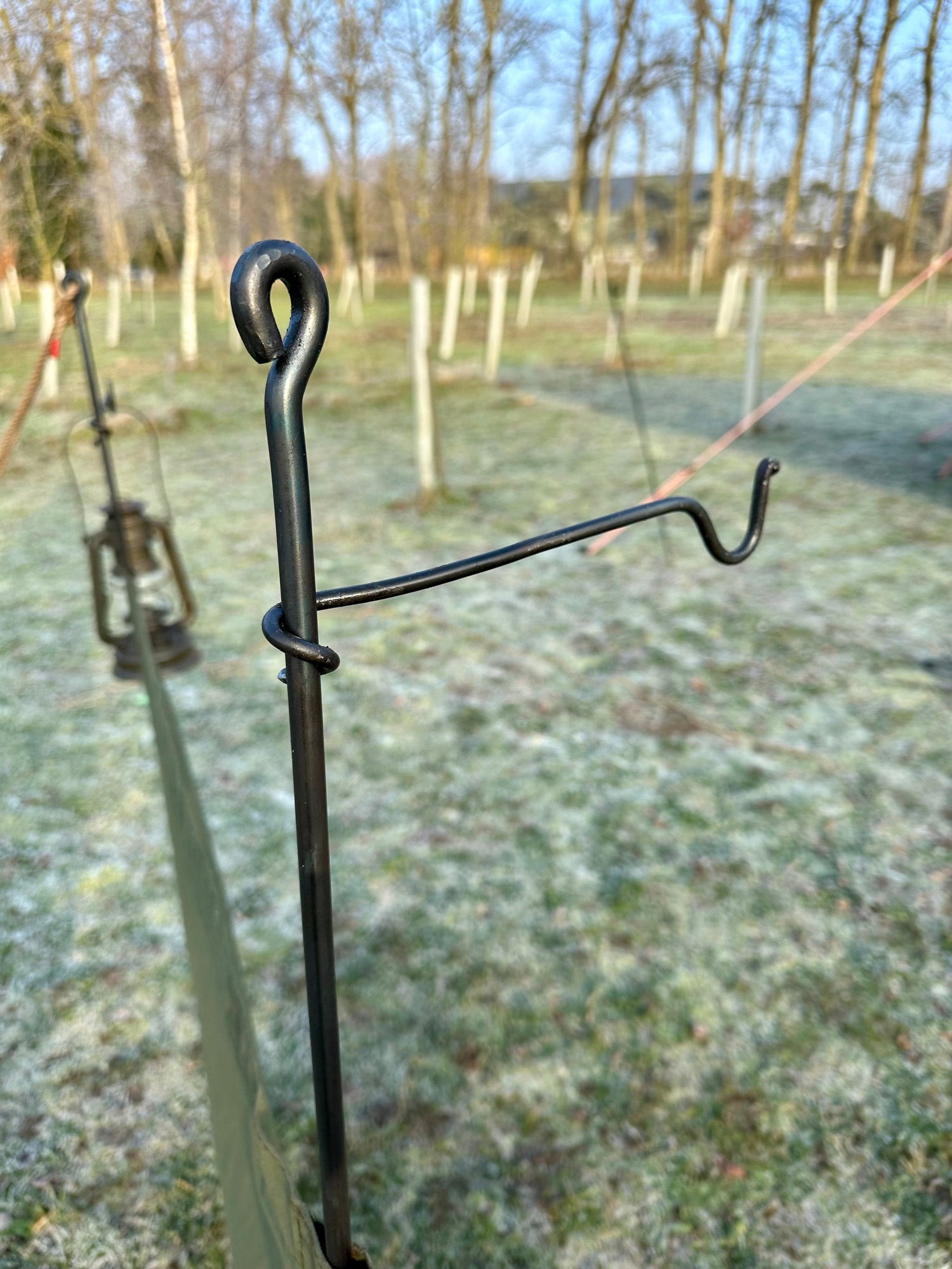windbreak POLE