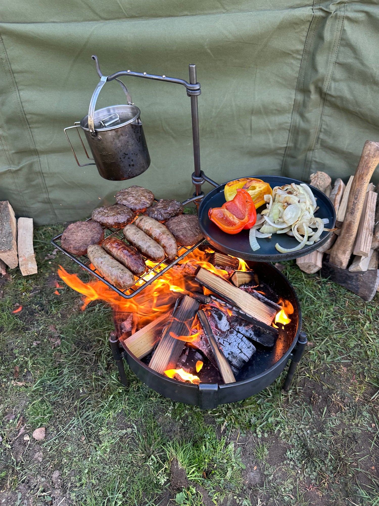 35 Fire Pit & BBQ