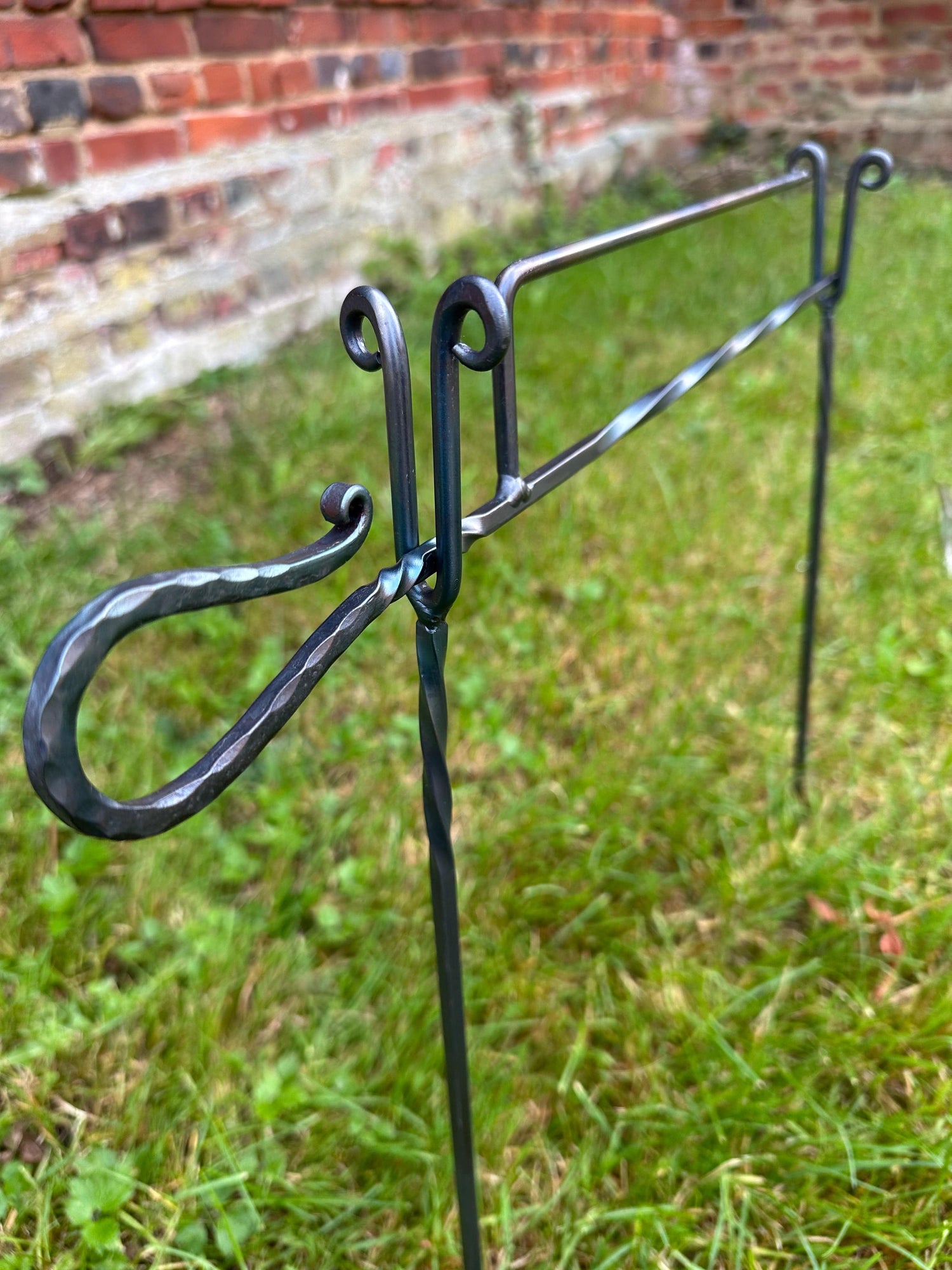 BBQ Spit Roaster Rotisserie Cook kit. Portable and Easy to Use