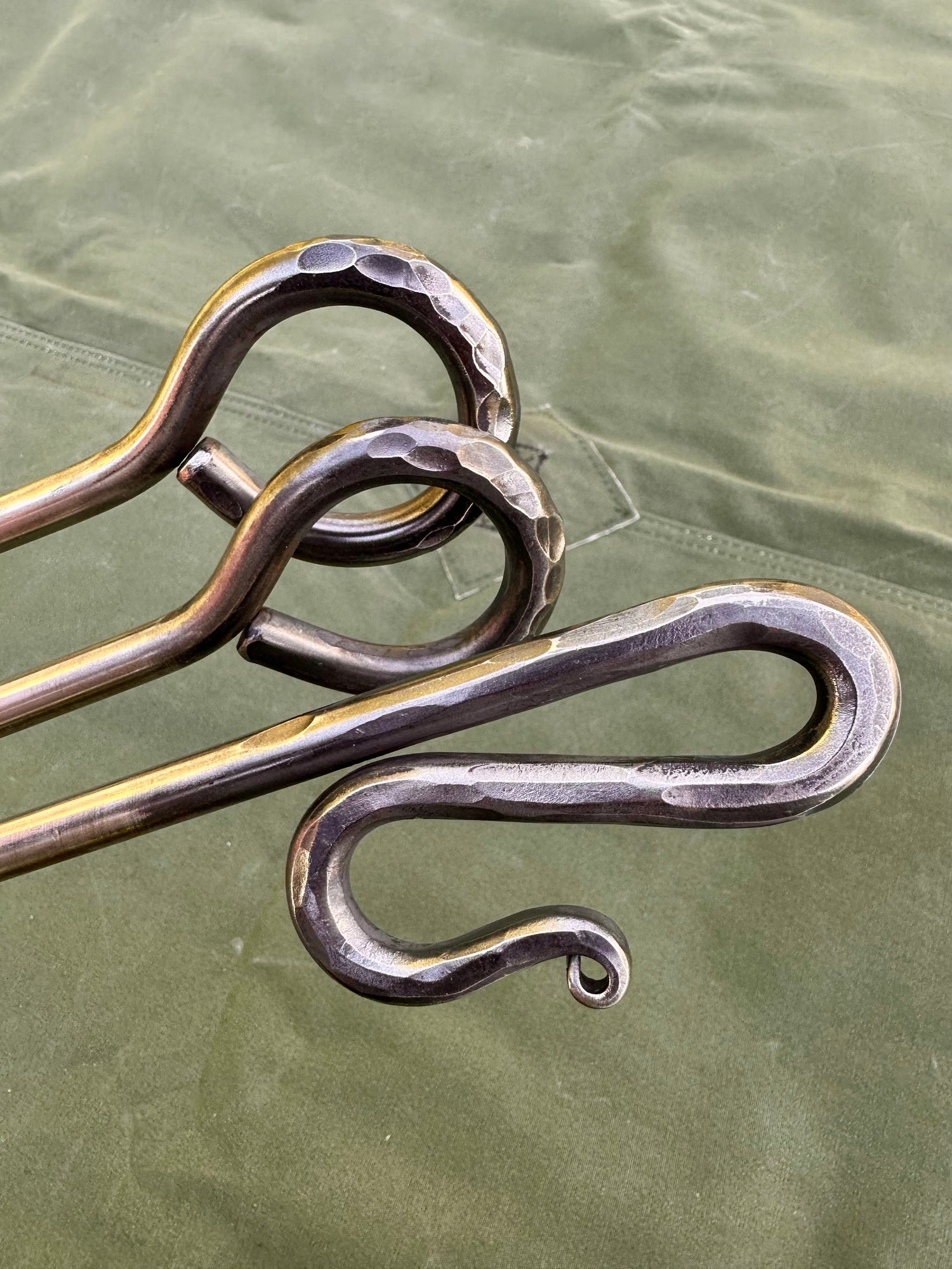 Premium Hand Forged Stainless Steel Campfire Tripod – A Timeless Piece