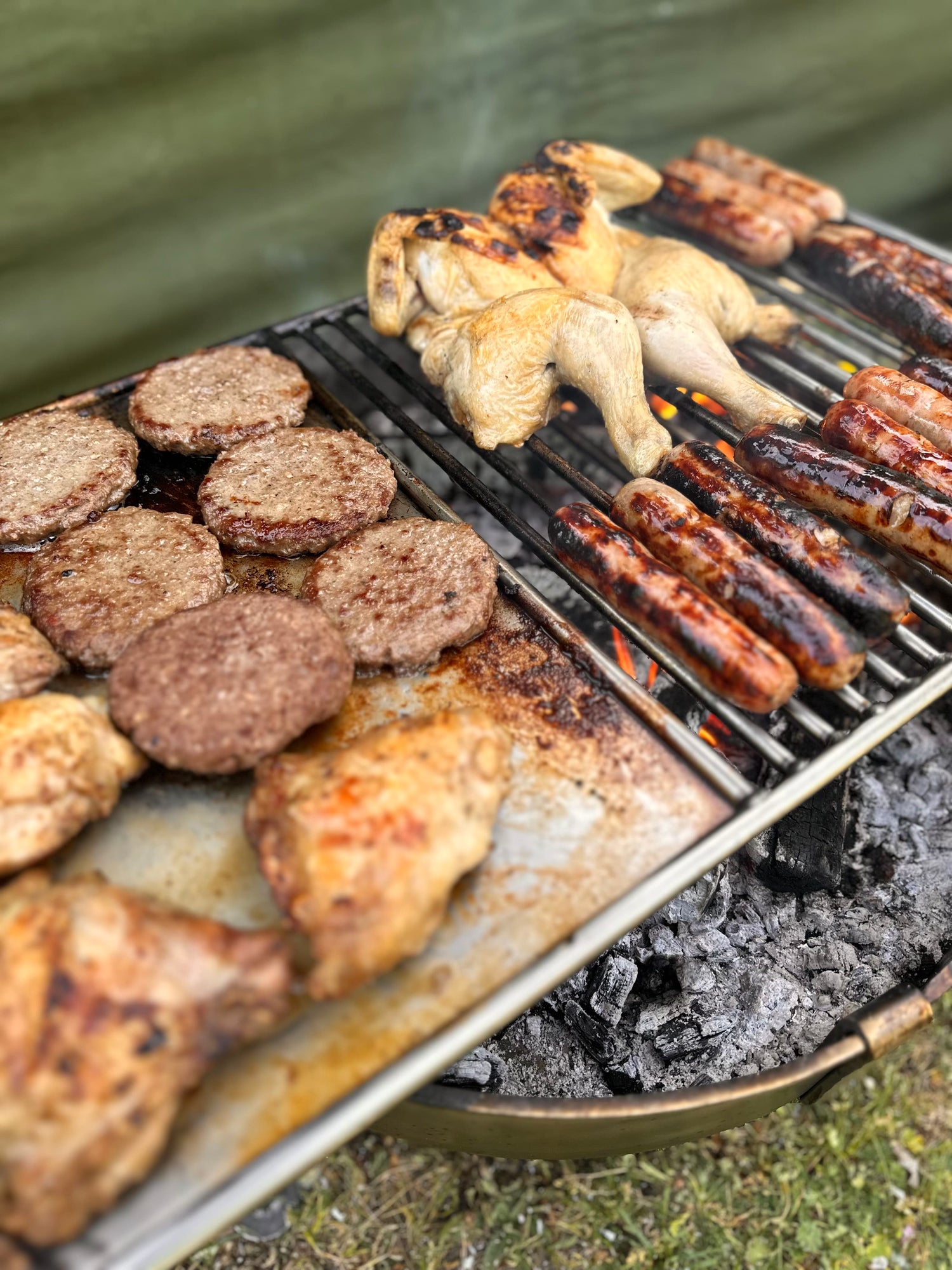 NEW Stainless Steel Base Camp Grill with Skillet Plate ideal for large groups