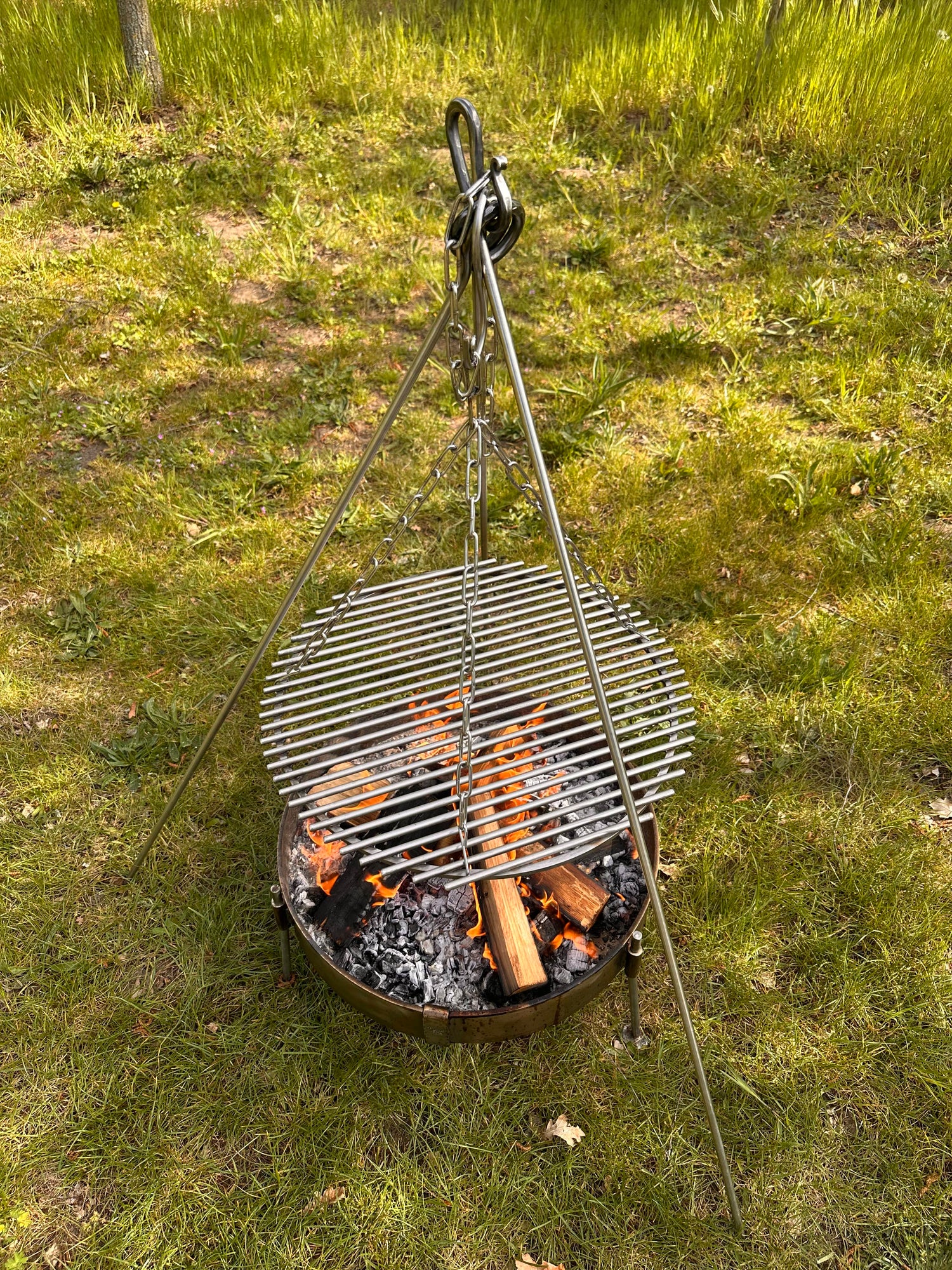 Premium Hand Forged Stainless Steel Campfire Tripod – A Timeless Piece